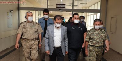 Vali Akbıyık, yaralı vatandaşı ziyaret etti