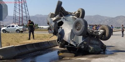 Yüksekova'da Trafik kazası meydana geldi