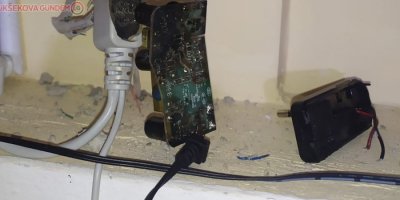 Çatıda bulunan internet alıcısına yıldırım düştü