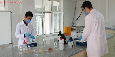 İl il dolaşarak hijyen dağıtıyorlar