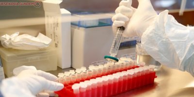 Türkiye'de ilk korona virüsü aşısı yapıldı