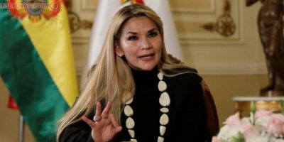 Bolivya'da Anez seçimlerden çekildi