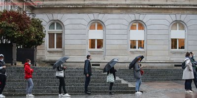 Fransa'da Son 24 saatte 20 bin 339 yeni vaka