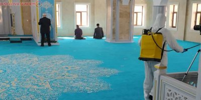 Hakkari'deki camiler dezenfekte edildi