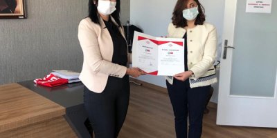 Yüksekova kanıt koleji 'okulum temiz' belgesi aldı