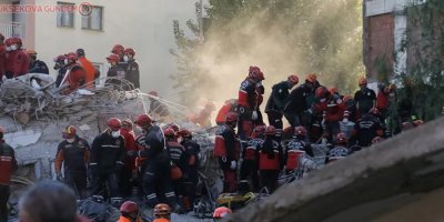 İzmir'de can kaybı 105'e yükseldi