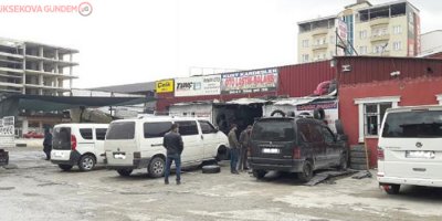 Van'da oto lastikçiler için yoğun sezon başladı