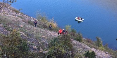 Bartın'da otomobil baraja uçtu: 2 ölü