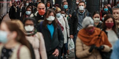 Fransa'da son 24 saatte korona virüsten 296 ölüm