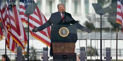 Trump'tan azil süreci açıklaması!