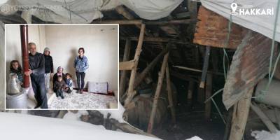 Hakkari: Karda çatıları çöken 12 nüfuslu aile yardım bekliyor