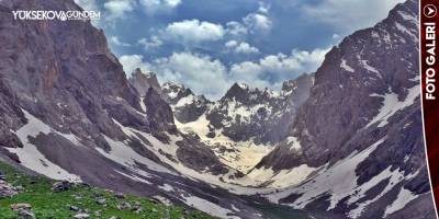 Dört mevsimin yaşandığı Cennet ve Cehennem vadileri kendine hayran bırakıyor