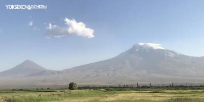 Ağrı Dağı heybetiyle misafirlerini ağırlıyor