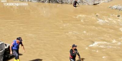 Van'ın Birçok İlçesinde Sel: 2 Çoban Kayıp