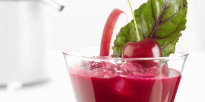 Yüksek tansiyona karşı kırmızı pancar