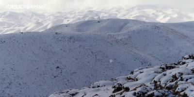 Yüksekova’nın yüksek kesimlerinde kar 5 santimetreyi buldu