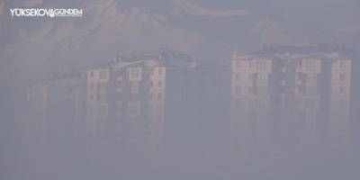 Yüksekova sis altında