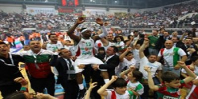 Pınar Karşıyaka finalde