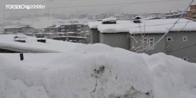 Hakkari'de 78 yerleşim yerinin yolu ulaşıma kapandı