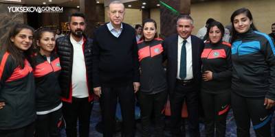 Cumhurbaşkanı Erdoğan Yüksekova'da