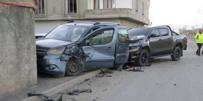 Yüksekova’da trafik kazası: 3 yaralı