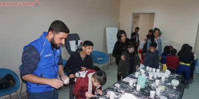 Yüksekova’da Özel Gereksinimli Çocuklar Unutulmadı