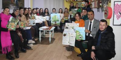 Yüksekova'da Gönüllü Öğretmenler Öğrencilere Tema Doğa Eğitimi Veriyor