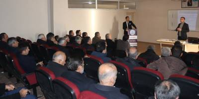 Yüksekova'da Muhtarlara Yönelik "Aile Okulu" Kursu verildi