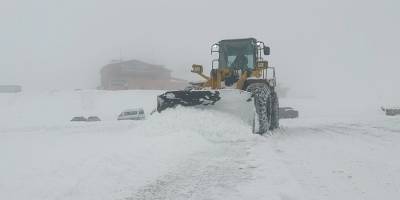Van’da 158 yerleşim yerinin yolu ulaşıma kapandı