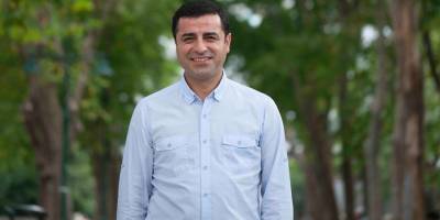 Selahattin Demirtaş: "Sandığa mutlaka gidin"