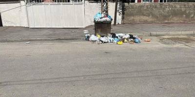 Yüksekova'da mahalle halkının çöp tepkisi