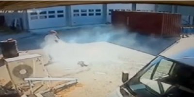 iPhone 4S cepte patladı