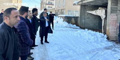 Yüksekova'da metruk yapılar yıkılıyor