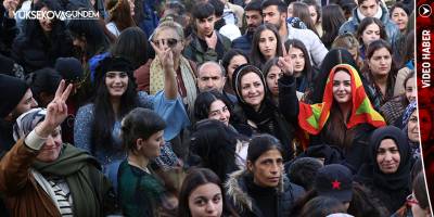 Yüksekova'da Newroz Kutlandı