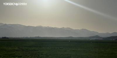 Yüksekova’da toz taşınımı etkili oldu