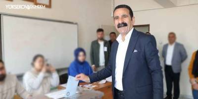 Hakkari Belediye Eş başkanı Mehmet Sıddık Akış gözaltına alındı