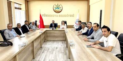 Yüksekova Belediyesi Eşbaşkanları STK Temsilcileri ile bir araya geldiler