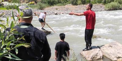 Zap Suyu’nda balık avlayan genç akıntıya kapıldı
