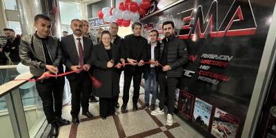 Yüksekova’da 10D Sinema Salonu Açıldı