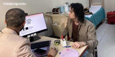 Yüksekova'da 24 yaşındaki gence yeni burun kanadı yapıldı