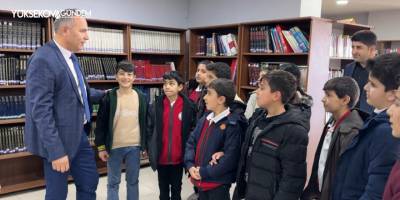 Yüksekova'da öğrencilere kütüphane tanıtımı yapıldı