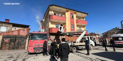 Yüksekova’da yangın: Mahsur kalan 7 kişi kurtarıldı