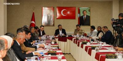 Hakkari'de Kamu Hizmetleri Masaya Yatırıldı