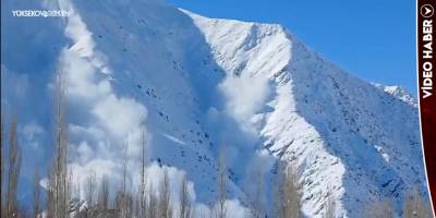 Yüksekova’da inen çığ vatandaş tarafından kayda alındı