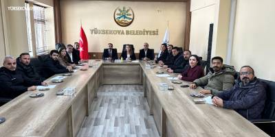 Yüksekova Belediye Eşbaşkanları Gazetecilerle Bir Araya Geldi