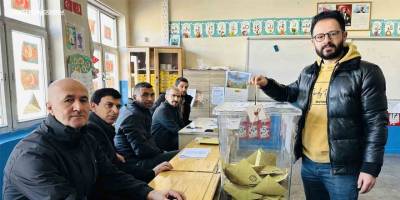 Yüksekova’da bir köy mahalle statüsüne geçti: Muhtarlık seçimi yapıldı