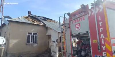 Yüksekova'da Yangın: Ev Kullanılamaz Hale Geldi