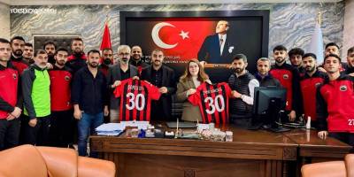 Yüksekova Belediye Spor’dan Eş Başkanlara Teşekkür Ziyareti