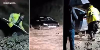 Esendere Beldesinde Sel Nedeniyle Mahsur Kalan Araç Kurtarıldı