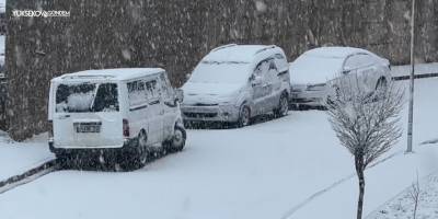 Yüksekova’da Nisan Sürprizi: İlçede Yoğun Kar Yağışı Etkili Oldu